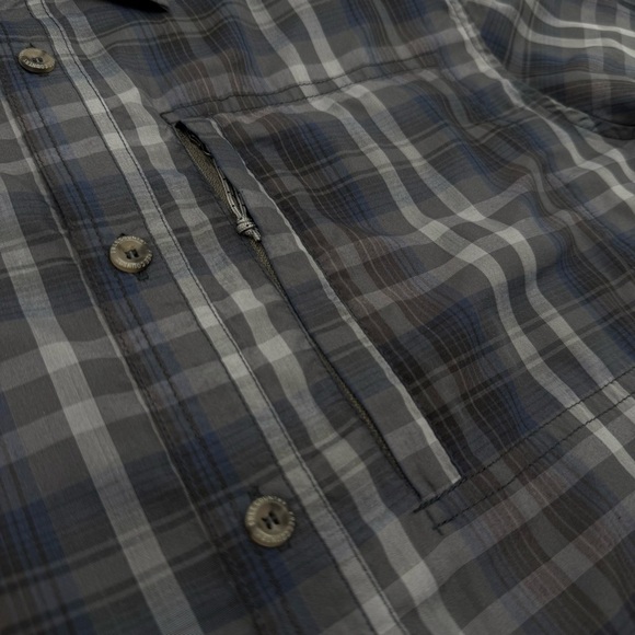 Free Country Men’s Excursion Roll Tab Hiking Performance Button Down Shirt Large - Picture 5 of 13